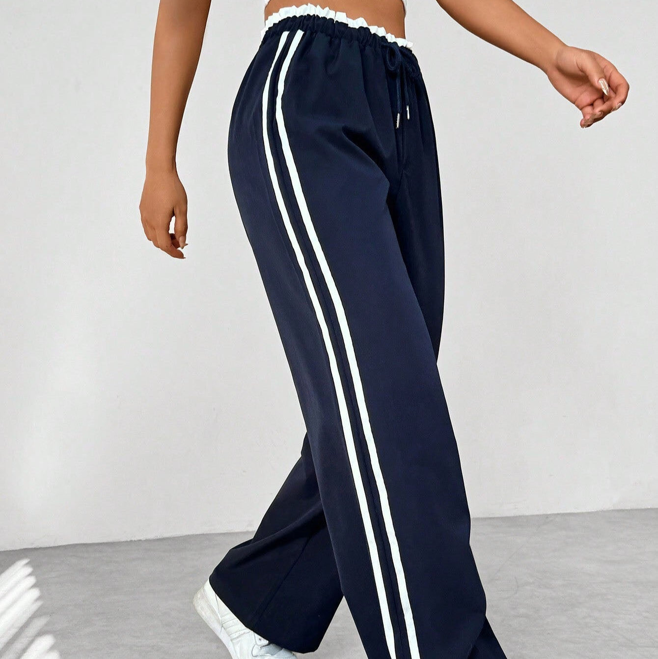 Damen - Trendige Hose - Weitem Bein - Bequeme Passform - Sportlicher Stil für lässige Mode