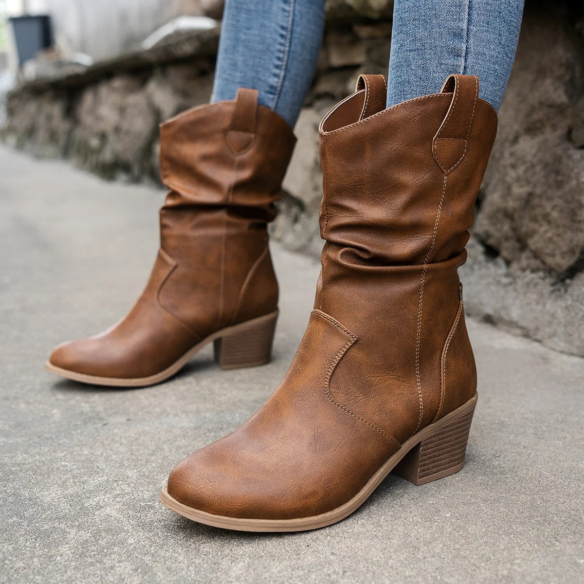 Damen - Lederstiefel - Bequemer Absatz - Stilvolle und elegante Schuhe für jeden Anlass