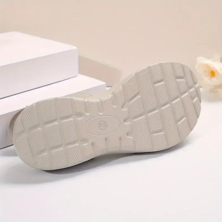 Damen - Sportliche Sandalen - Atmungsaktive Materialien - Leichtes Design - Ideal für den ganzen Tag