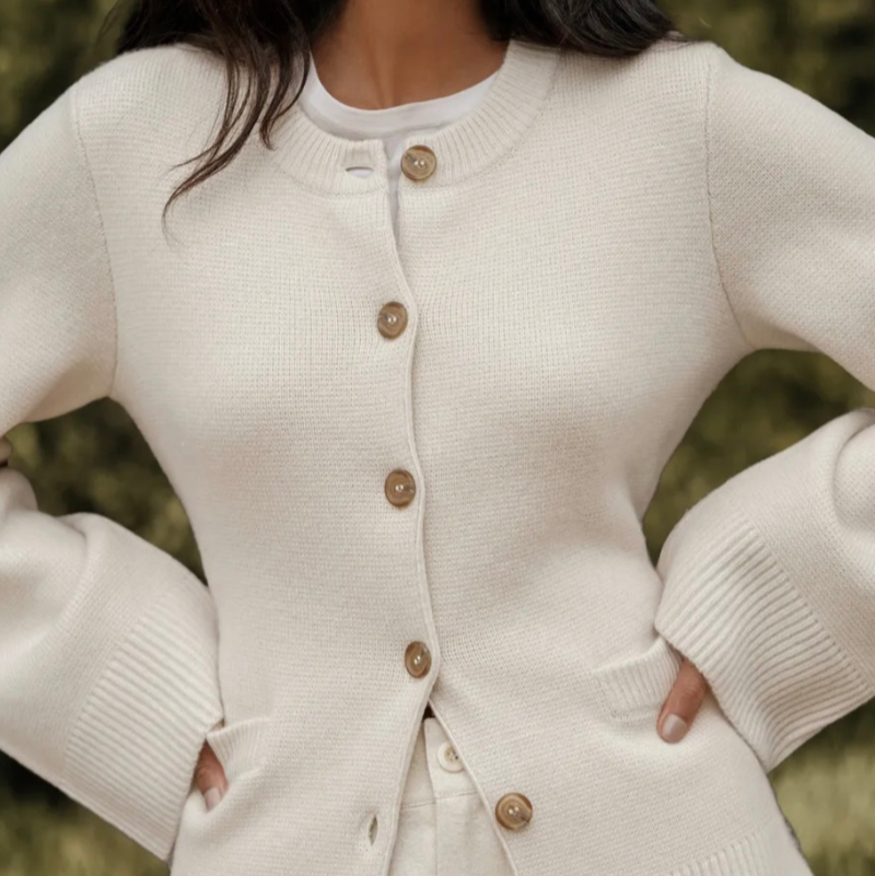 Damen - Strickjacke - Ausgestellten Ärmeln - Bequem und stilvoll für jeden Anlass