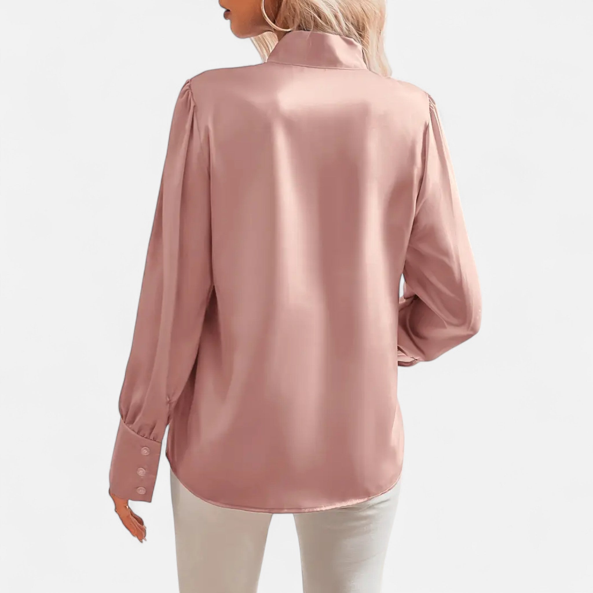 Damen - Satin Bluse mit Fliege - Eleganter Ausschnitt Stil - Perfekt für besondere Anlässe