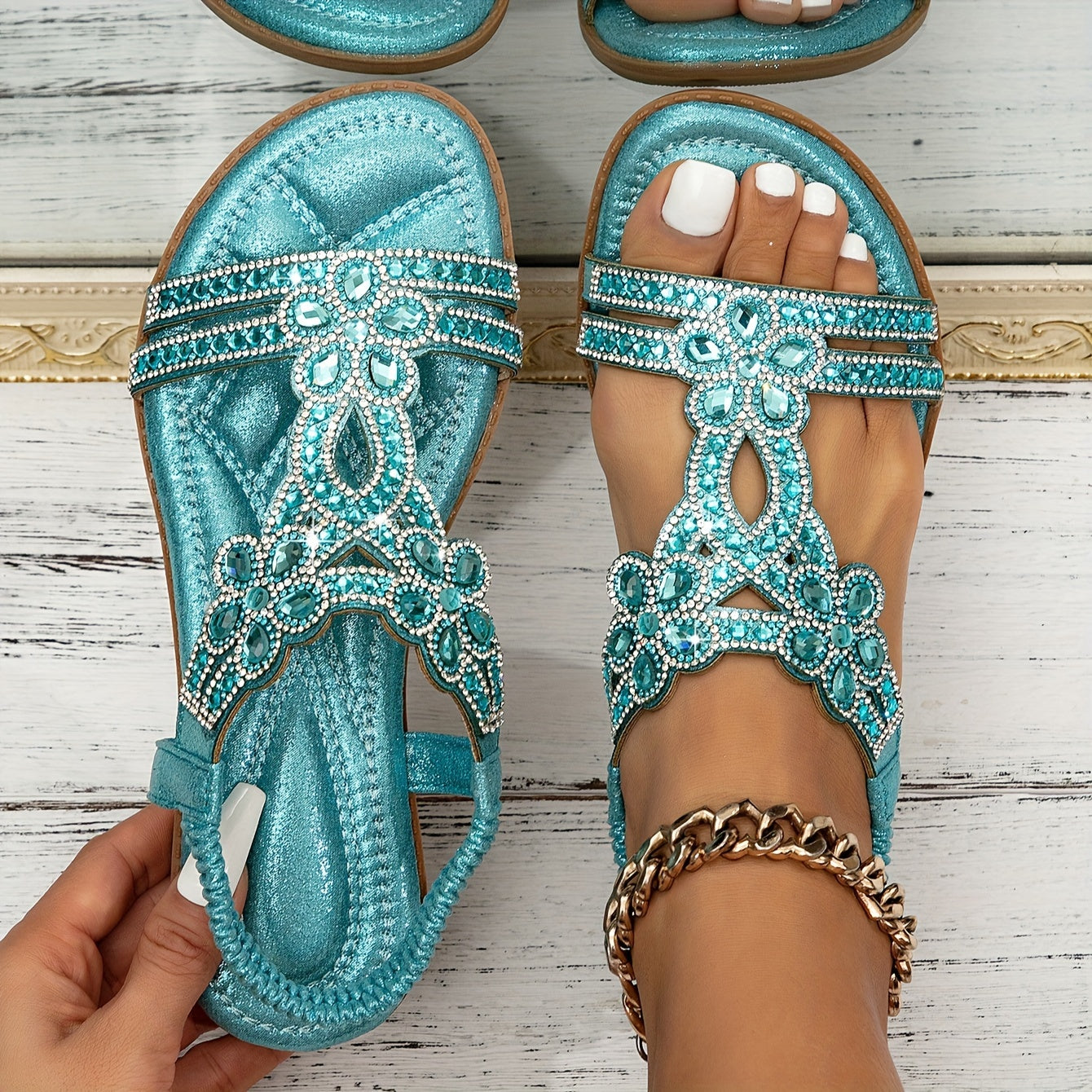 Damen - Sandalen - Langlebiges Material - Bequemes Slip-On Design - Leichte Sommerschuhe für jeden Anlass