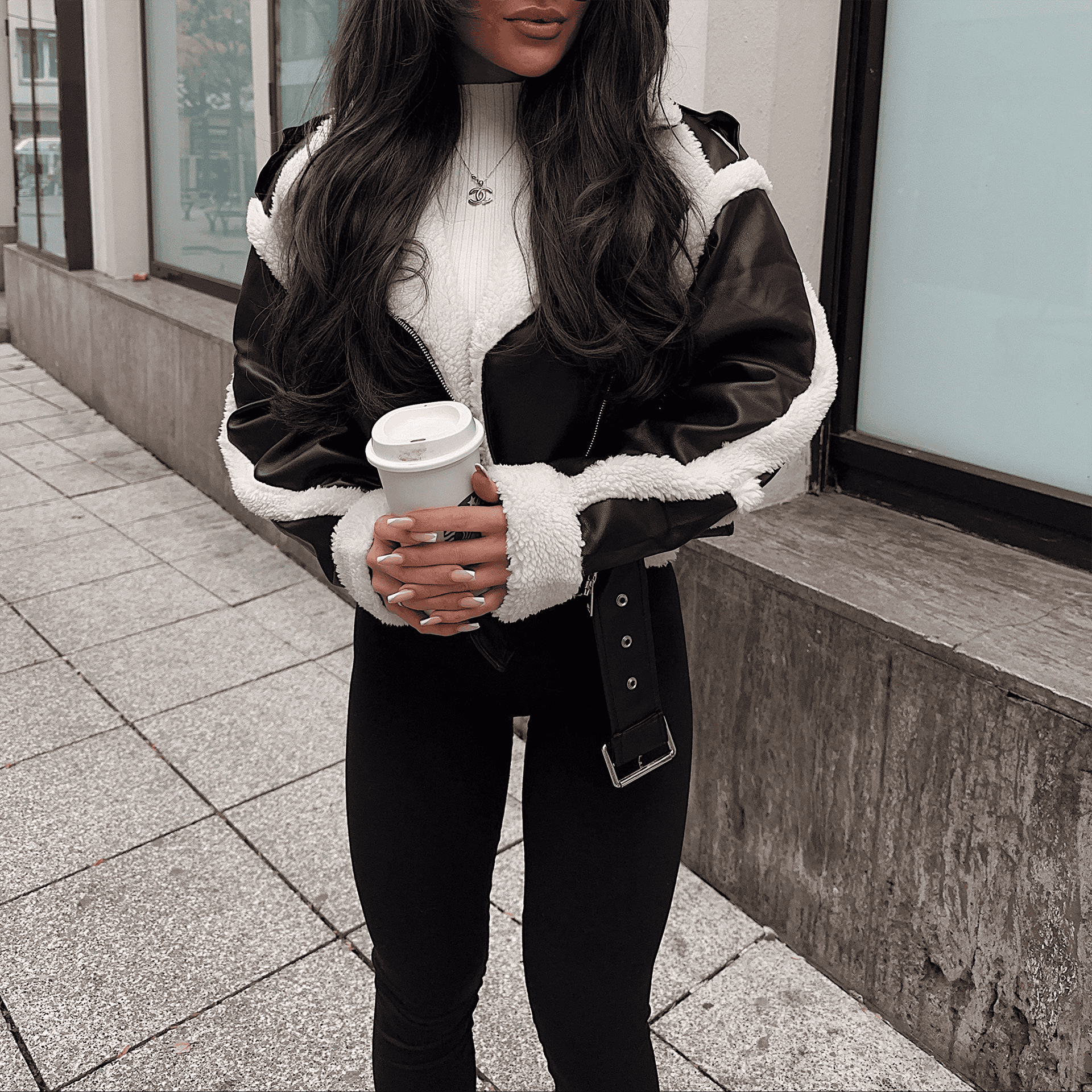 Damen - Bikerjacke - Shearling-Besatz - Stilvolle & Bequeme Jacke für jede Gelegenheit