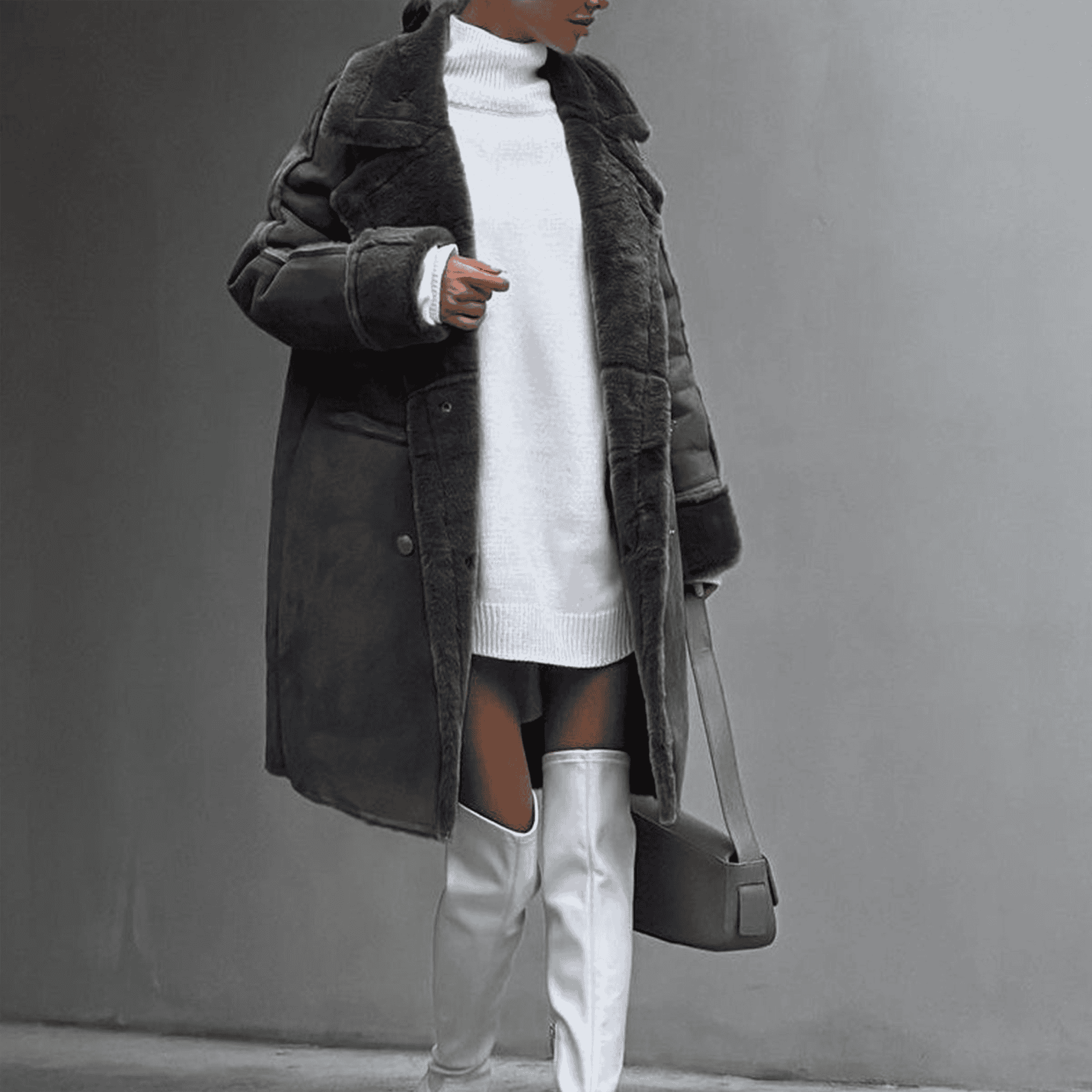 Damen - Übergrößen Mantel - Pelzbesatz - Stilvoller, warmer Wintermantel für jeden Anlass