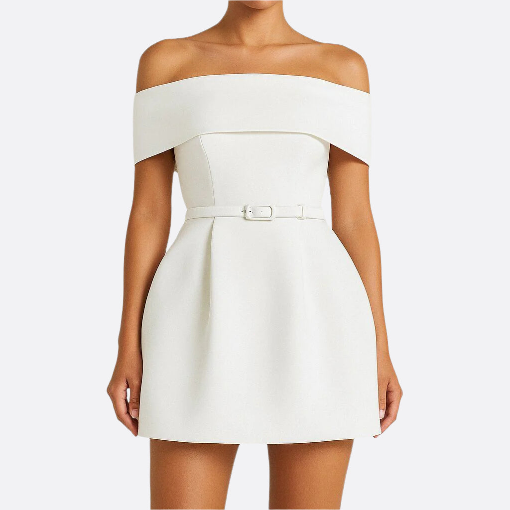 Damen - Schulterfreies Minikleid mit Gürtel - Leichtes Material - Ideal für Partys und besondere Anlässe