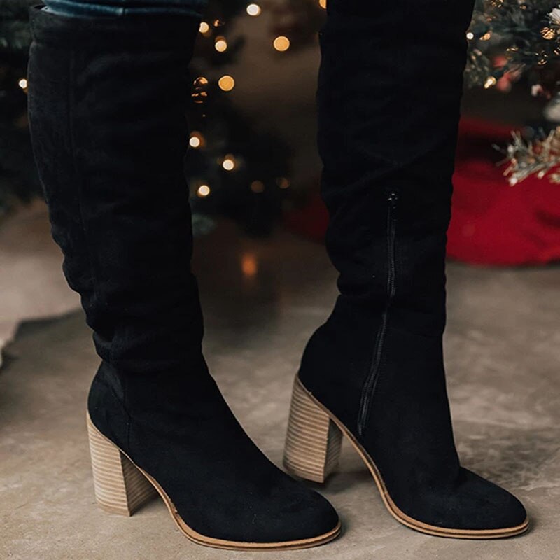 Damen - Kniehohe Stiefel - Seitlicher Reißverschluss & Gepolsterter Absatz - Modische Stiefel für jeden Anlass