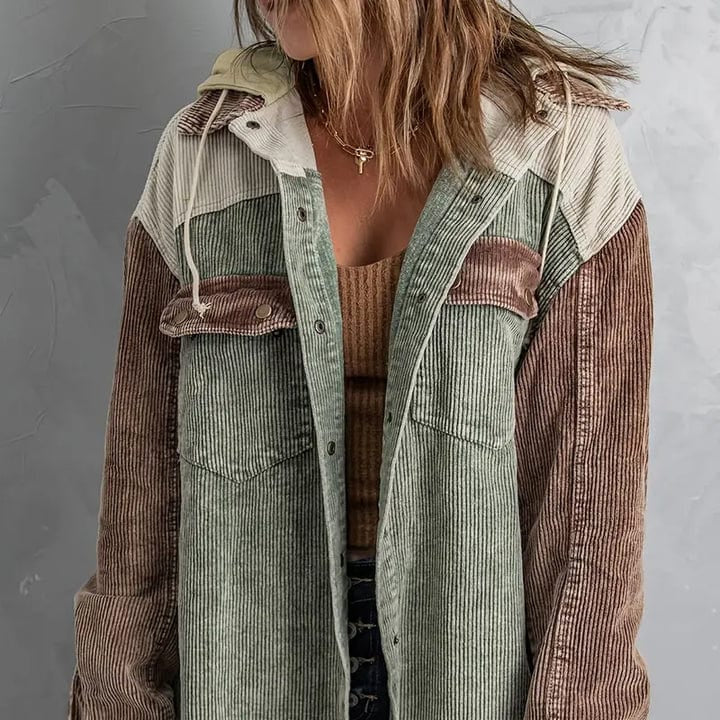 Damen - Schmale Passform Jacke - Kapuze und Knopfleiste - Bequem und Stilvoll für den Alltag