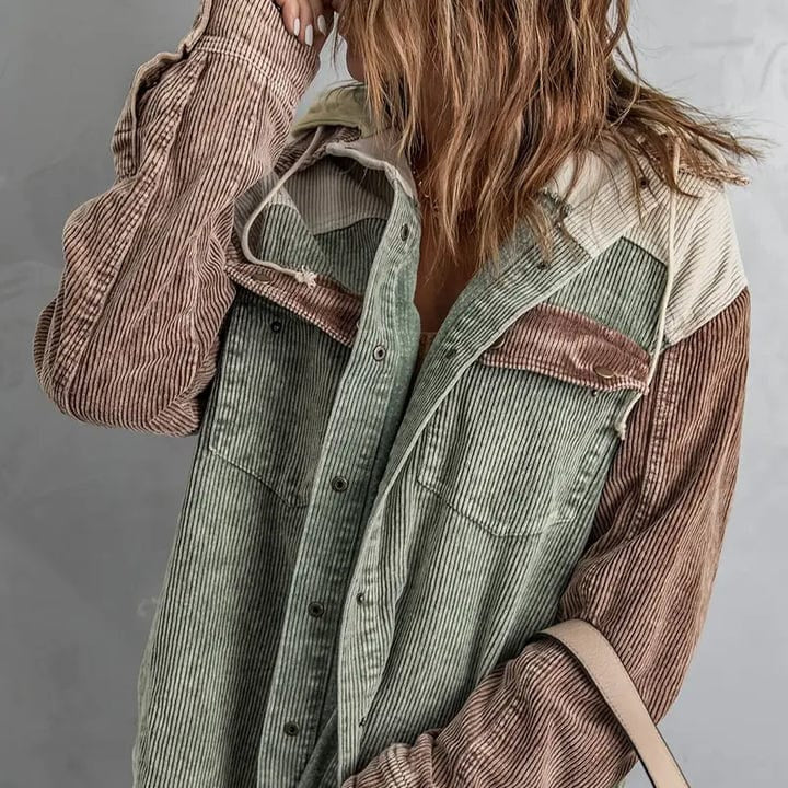 Damen - Schmale Passform Jacke - Kapuze und Knopfleiste - Bequem und Stilvoll für den Alltag