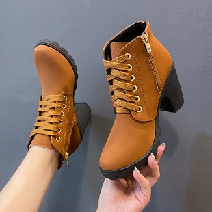 Damen - Trendige Stiefeletten - Blockabsatz - Bequeme und stilvolle Schuhe für jeden Anlass