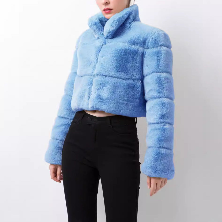 Damen - Modische kurze Jacke - Weicher Kunstpelz - Trendiger Stil für jeden Anlass
