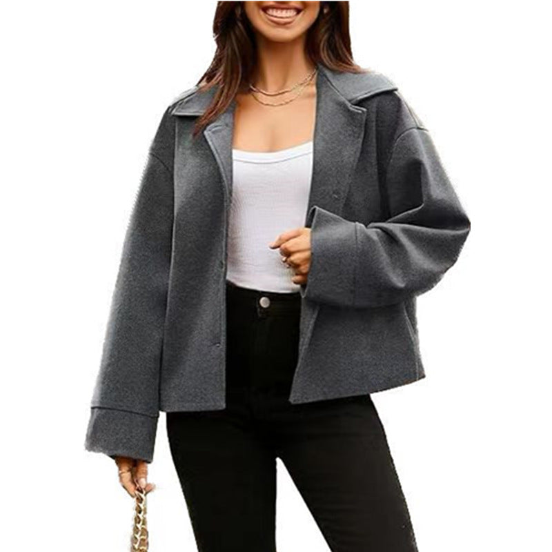 Damen - Übergroße Jacke - Modischer Stil - Trendige Begleiterin für jeden Anlass