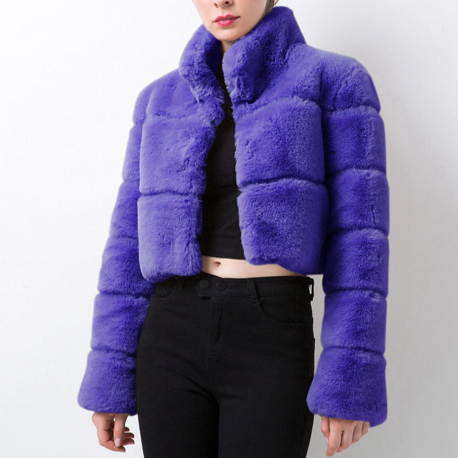 Damen - Modische kurze Jacke - Weicher Kunstpelz - Trendiger Stil für jeden Anlass