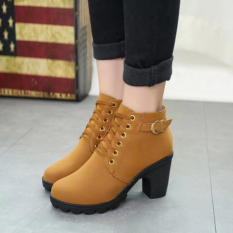 Damen - Trendige Stiefeletten - Blockabsatz - Bequeme und stilvolle Schuhe für jeden Anlass