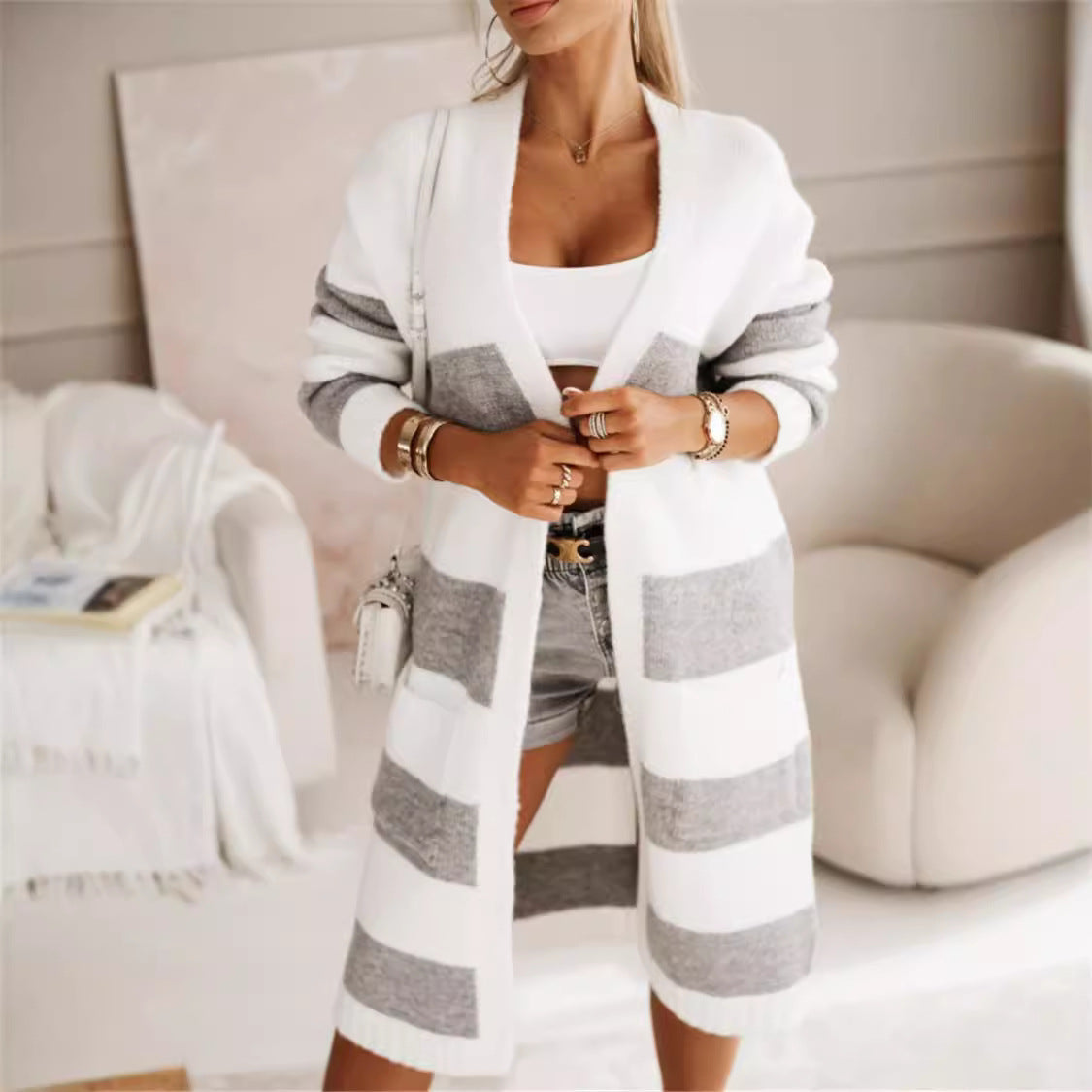 Damen - Modischer Strickmantel - Wollmischung - Fette Streifen - Bequem und Stilvoll für jeden Anlass