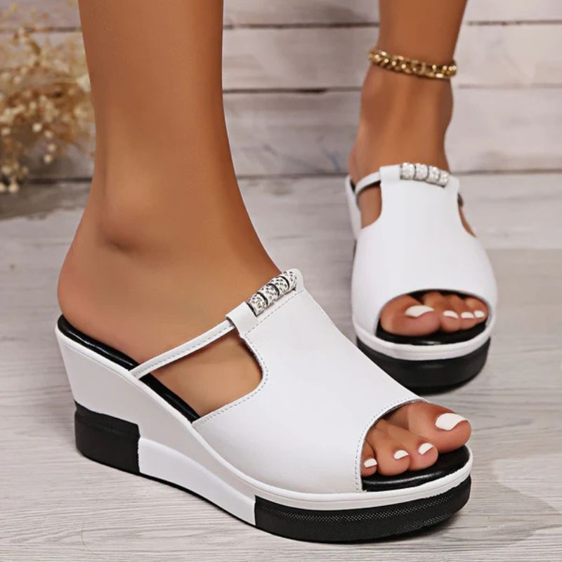 Damen - Bequeme Plateau Sandalen - Weiches Fußbett für ultimativen Komfort - Ideal für den Sommer