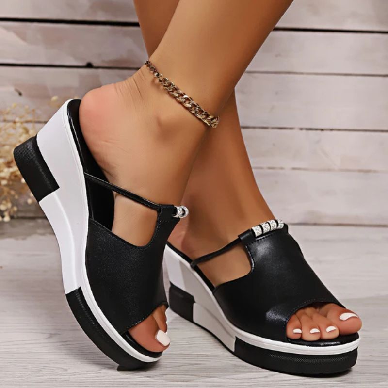 Damen - Bequeme Plateau Sandalen - Weiches Fußbett für ultimativen Komfort - Ideal für den Sommer