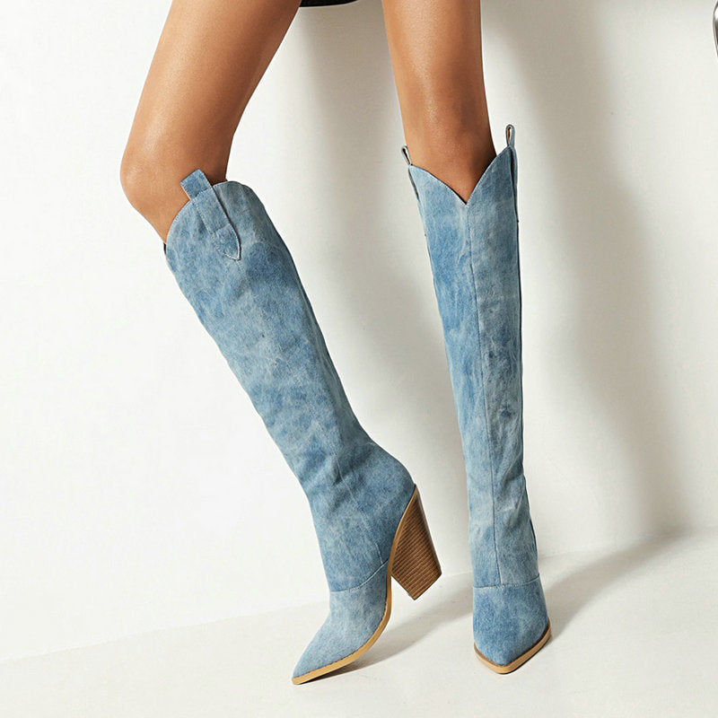 Damen - Kniehohe Stiefel - V-Schnitt mit Blockabsatz - Modischer Komfort für jeden Anlass