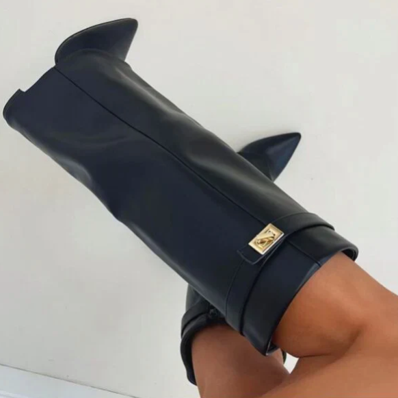 Damen - Kniehohe Stiefel - Spitz zulaufendes Leder - Reißverschluss - Elegante Boots für jeden Anlass