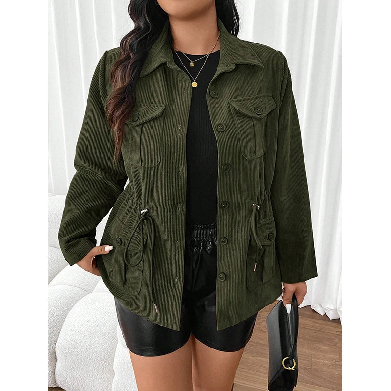 Damen - Stylische Cordjacke - Taschen - Komfortabler und modischer Look für jeden Anlass