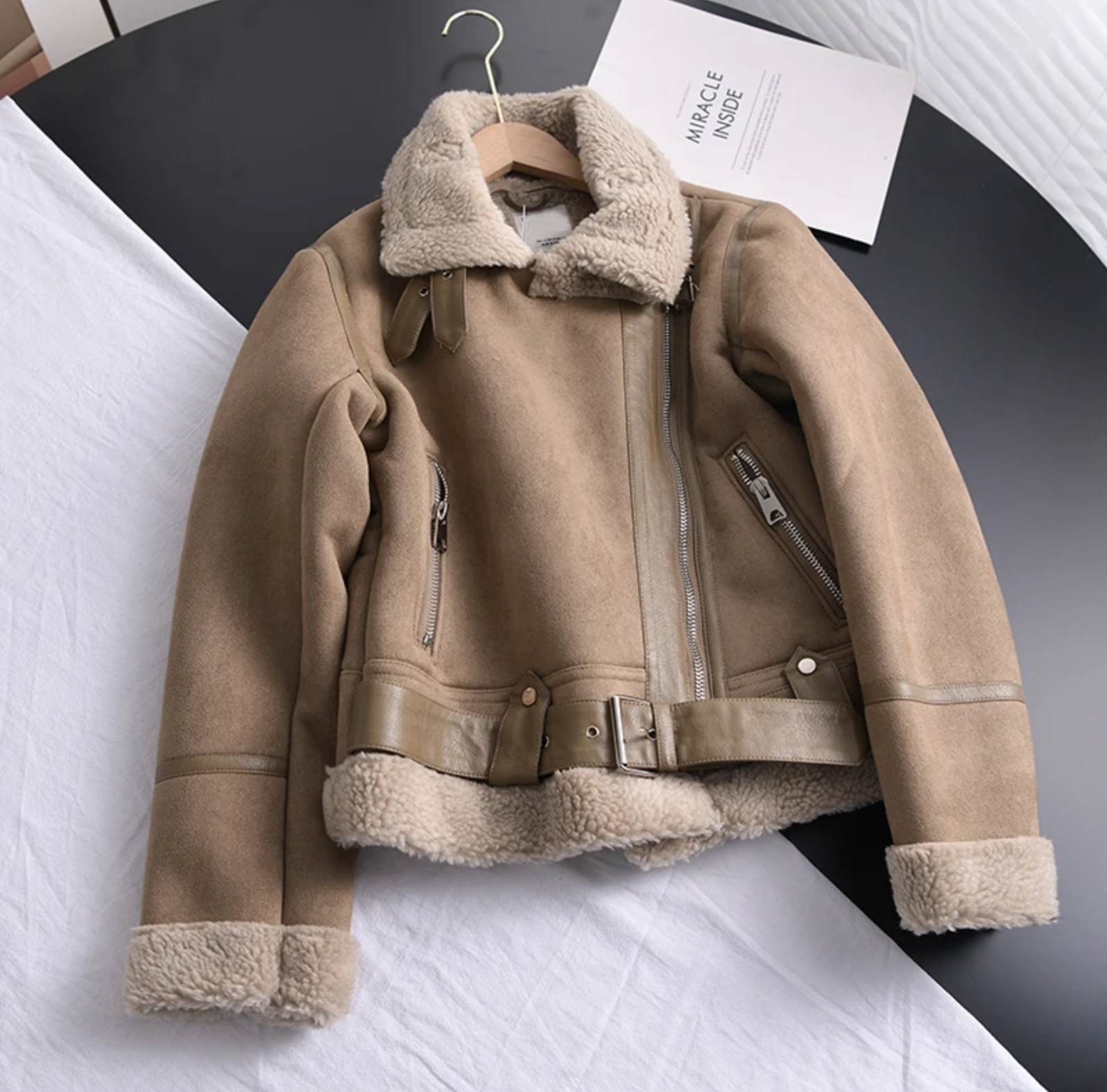 Damen - Bikerjacke - Asymmetrischer Reißverschluss & Gefütterter Kragen - Stylische Lederjacke