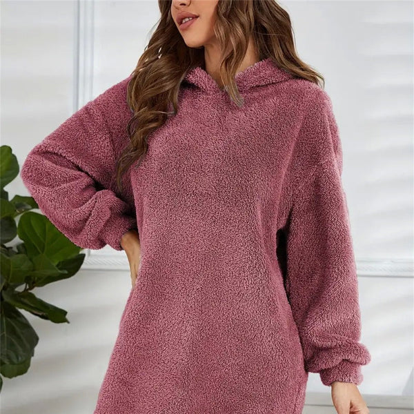 Damen - Übergroßes Kleid mit Kapuze - Weichem Fleece - Bequem und stylisch für jeden Anlass