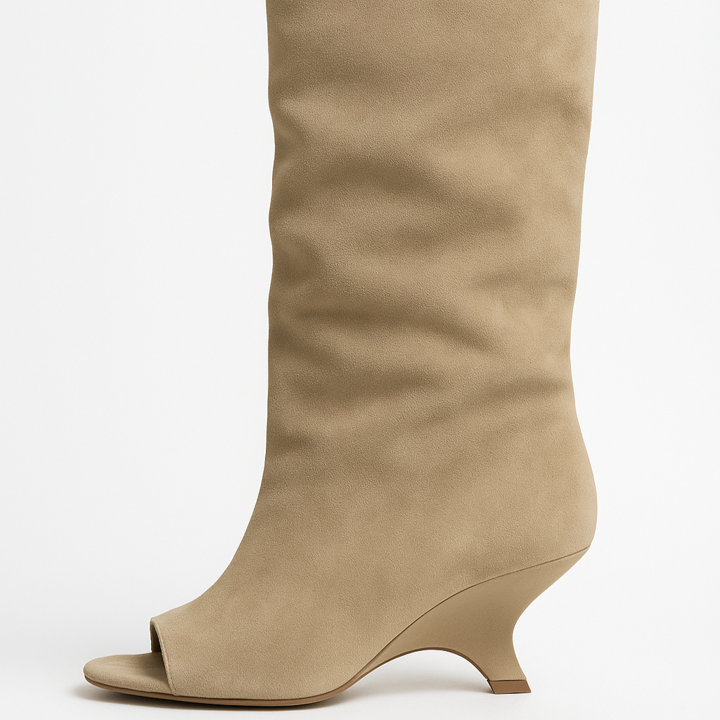Damen - Kniehohe Keilstiefel - Piepenspritze - Slouchy Stil für einen lässigen Look