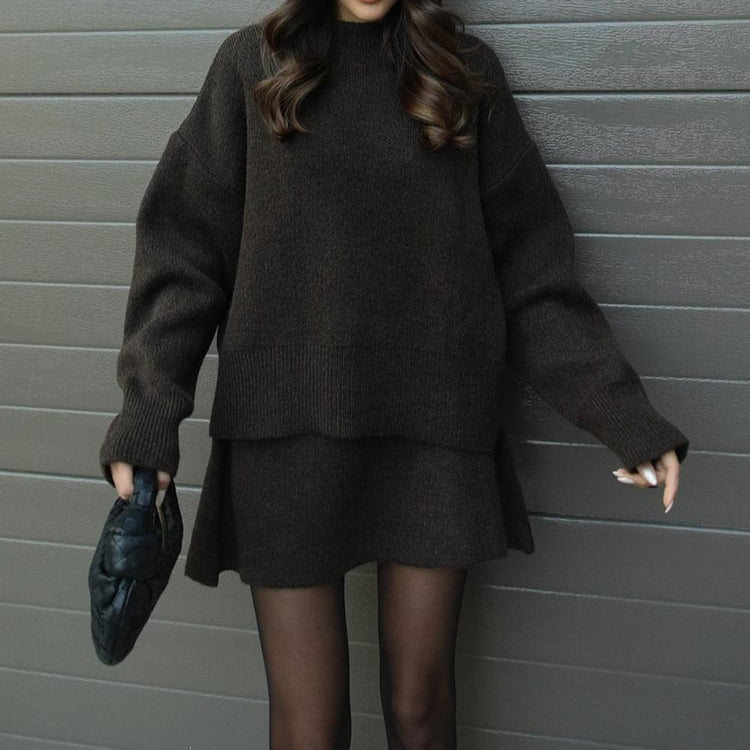 Damen - Strickpullover und Rock im Set - Langarm Mini - Bequemes Outfit für stilvolle Looks