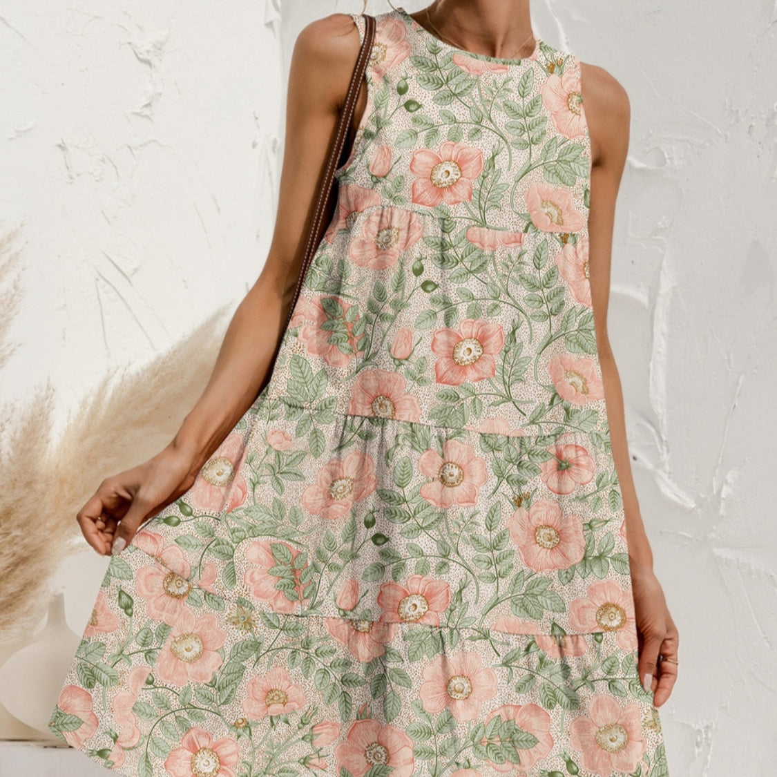 Damen - Gestuftes ärmelloses Kleid - Rundhalsausschnitt - Casual Chic für jeden Anlass