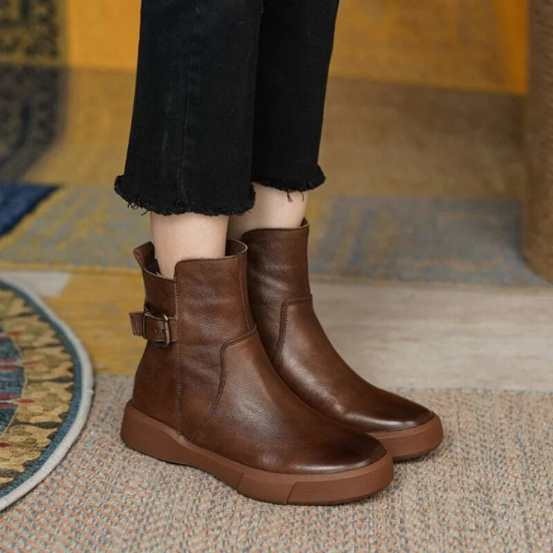 Damen - Mittlere Stiefel - Stilvolle Seitliche Schnallengestaltung - Modische Fußbekleidung