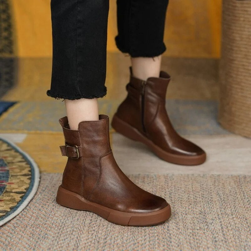 Damen - Mittlere Stiefel - Stilvolle Seitliche Schnallengestaltung - Modische Fußbekleidung