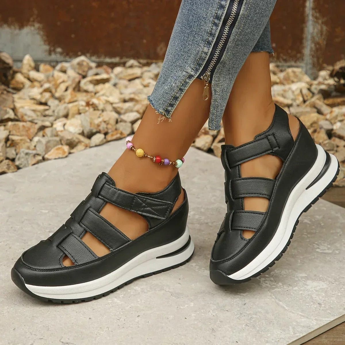 Damen - Komfort Sandalen - Synthetischen Materialien - Ideal für den Alltag - Bequeme und modische Schuhe