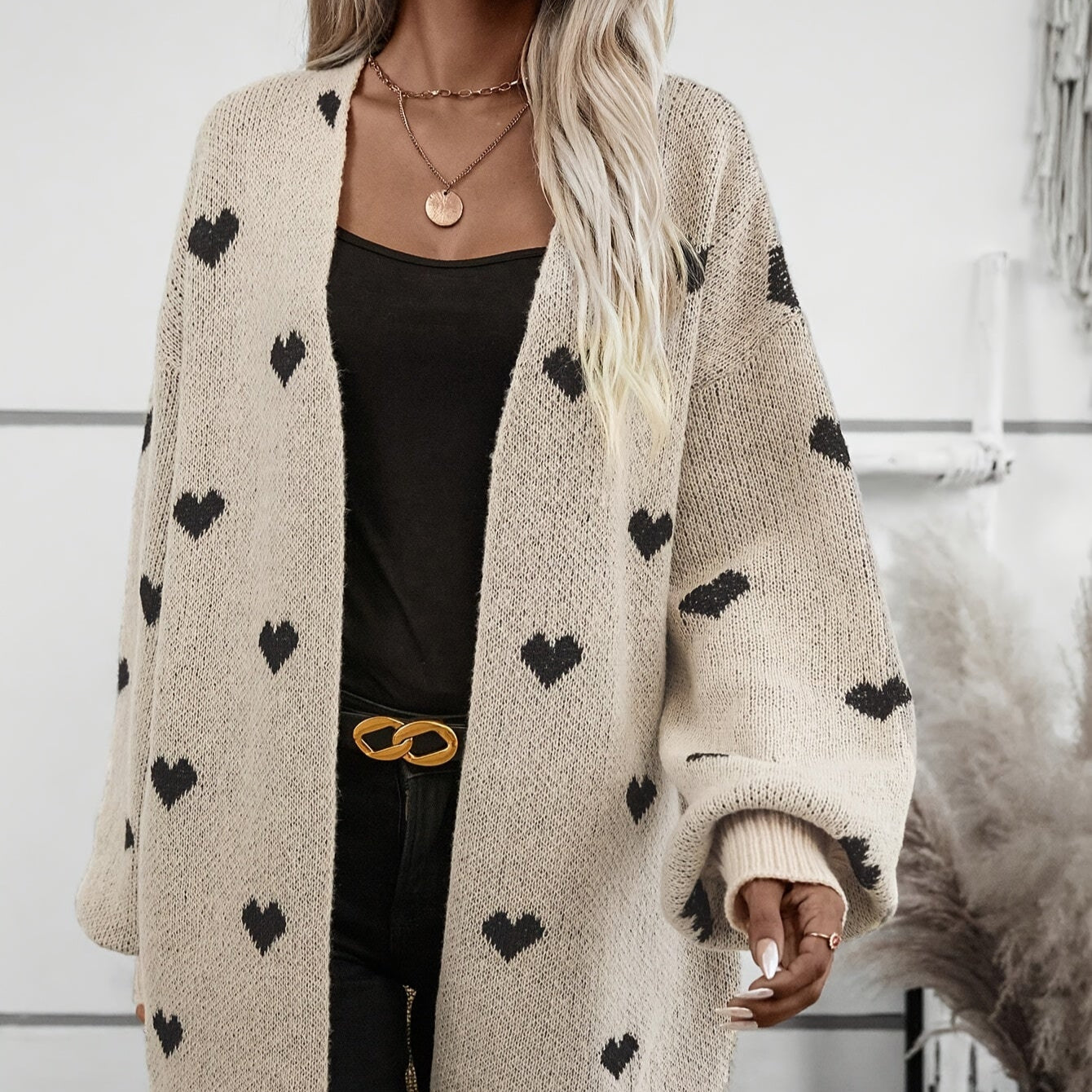 Damen - Strickjacke - Herzmuster - Langarm Stil - Modische und gemütliche Oberbekleidung