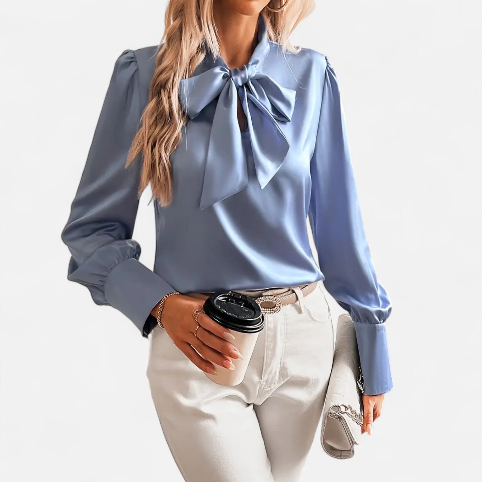 Damen - Satin Bluse mit Fliege - Eleganter Ausschnitt Stil - Perfekt für besondere Anlässe