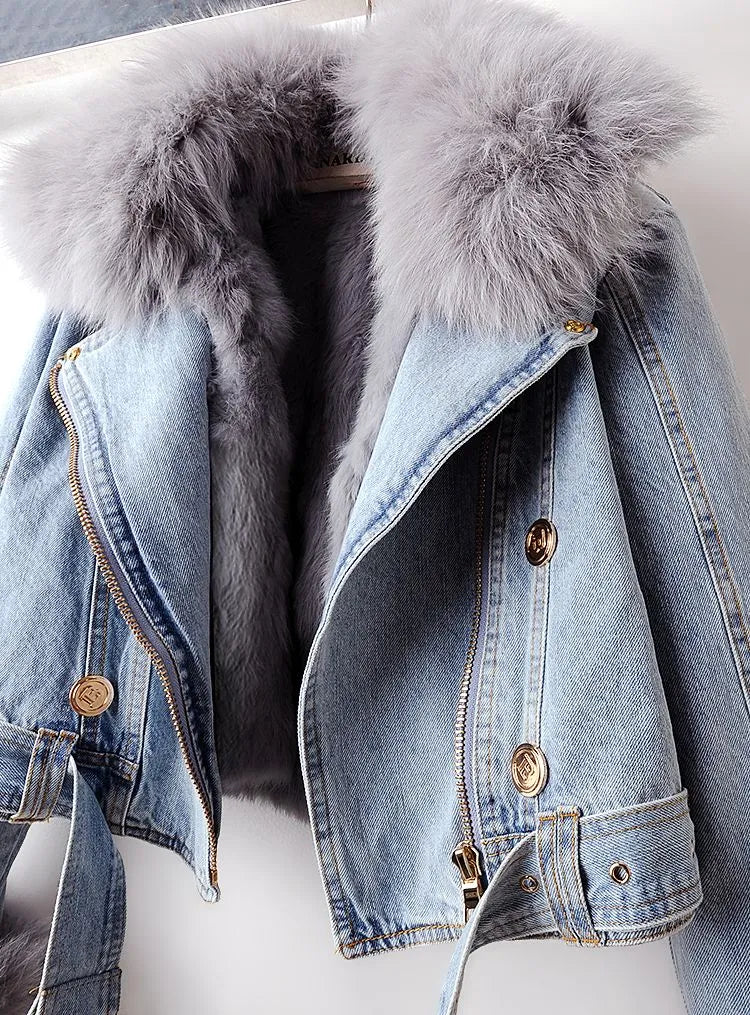 Damen - Jeansjacke mit Kunstfellkragen - Strapazierfähige Denim - Stylische Winterjacke - Komfort und Eleganz
