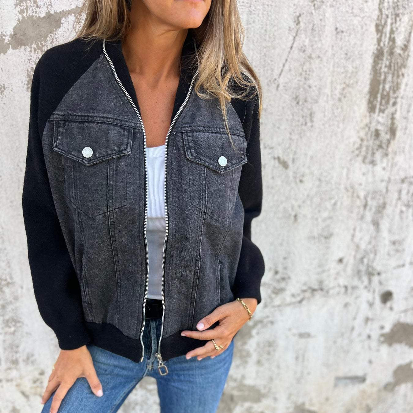 Damen - Trendige Jacke - Denim - Klassischer Stil - Vielseitig für jede Garderobe - Ideal für jeden Anlass