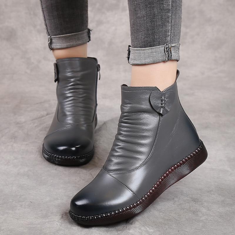 Damen - Stiefeletten aus Kunstleder mit gerüschter Front - Trendy und komfortabel für jeden Anlass