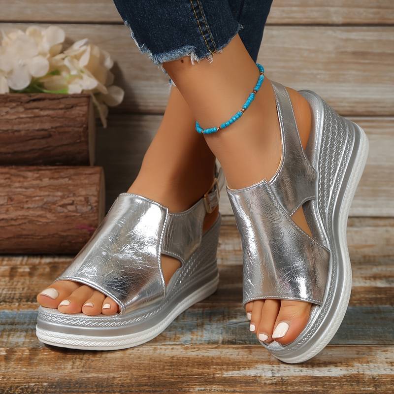 Damen - Sandalen - Hochwertiges Material - Metallisches Design - Bequeme Freizeit-Sandalen für stilvolle Sommerlooks