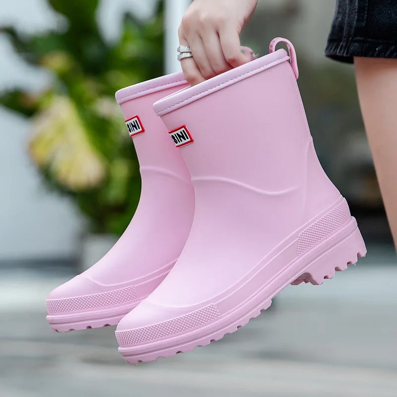 Frauen - Wasserdichte Regenstiefel - Rutschfeste Sohle - Mid-Calf für ultimativen Komfort bei jedem Wetter